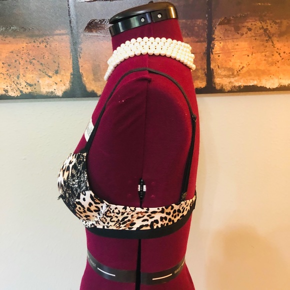 VICTORIA SECRET Very Sexy Push-up 32c - Picture 4 of 7